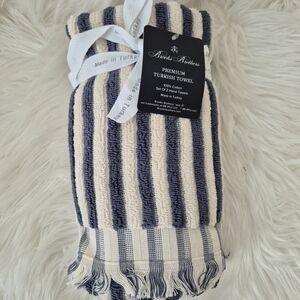 Brooks Brothers Premium Turkish Towel Set
